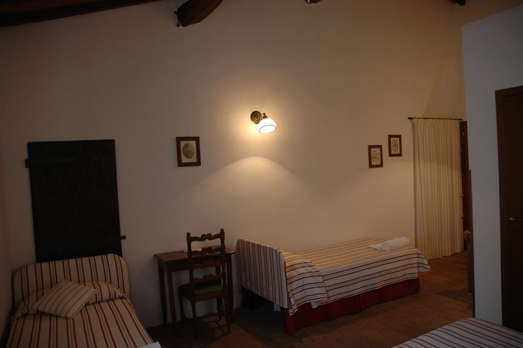 Agriturismo Le Piane Del Milia Суверето Экстерьер фото